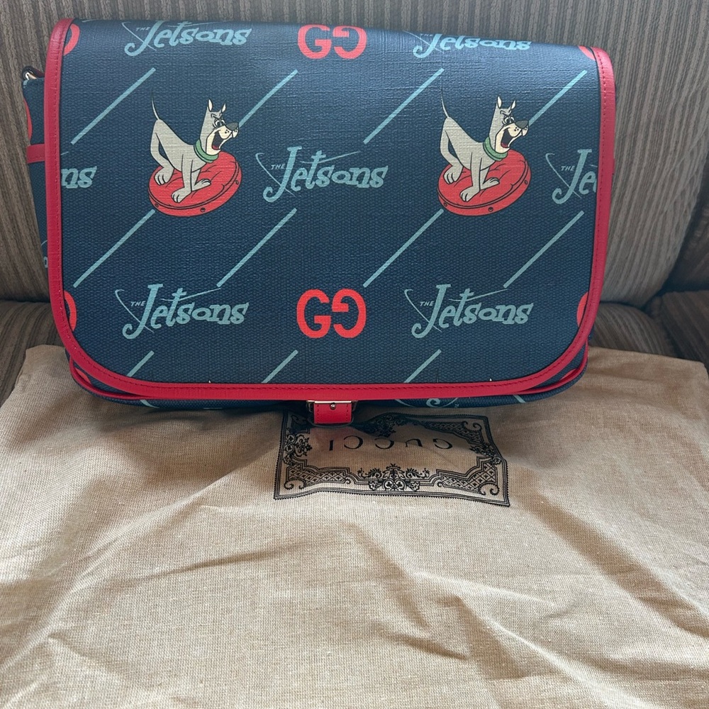Gucci messenger bag
